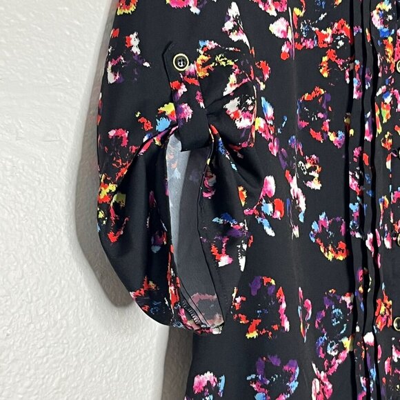 Yumi Kim Lizzie Button Up Front Floral Blouse Size XS NWT - Picture 4 of 11